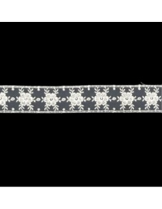 Tul bordado i-614 (3 cm), metro