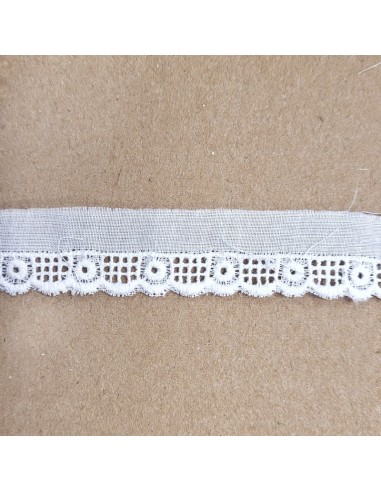 Tira bordada 3337 (1,80 cm), metro