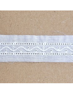 Tira bordada entredos 31499 (2,50 cm), m