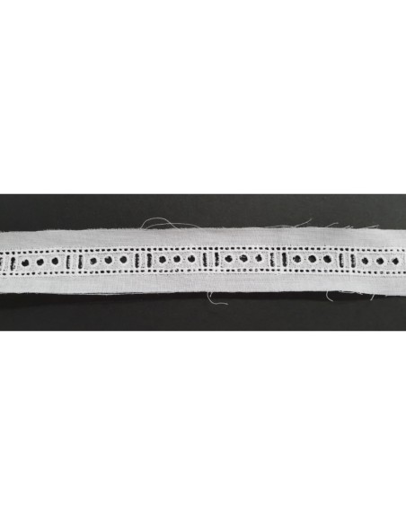 Entredós bordado pasacintas 7764 (2,50 cm), metro