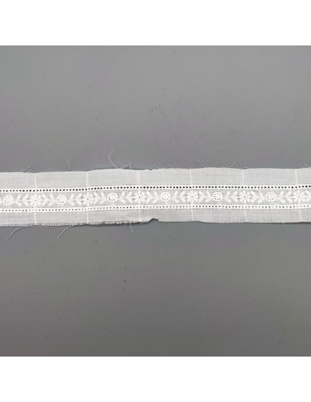 Tira bordada entredos 216520 (2,5 cm), m